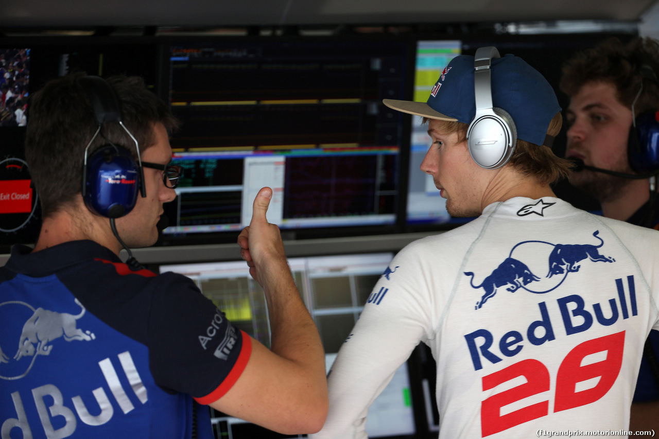 GP GIAPPONE, 05.10.2018 - Prove Libere 2, Brendon Hartley (NZL) Scuderia Toro Rosso STR13