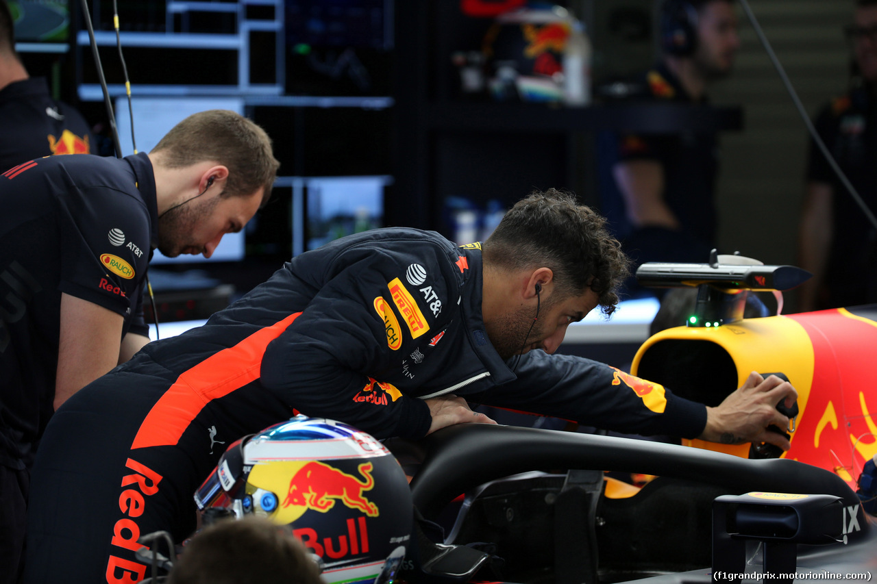 GP GIAPPONE, 05.10.2018 - Prove Libere 2, Daniel Ricciardo (AUS) Red Bull Racing RB14