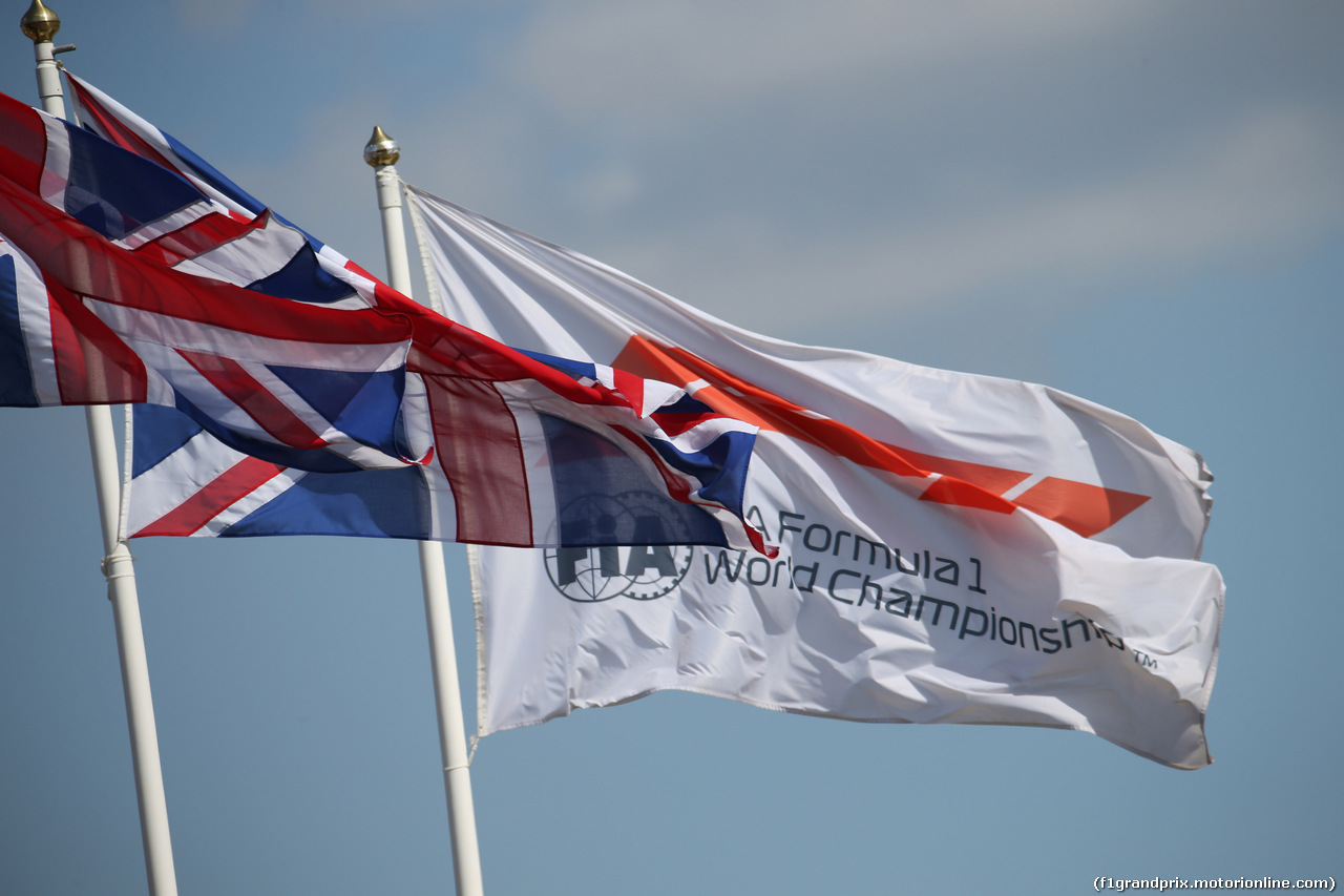 GP GRAN BRETAGNA, 08.07.2018- Gara, flag