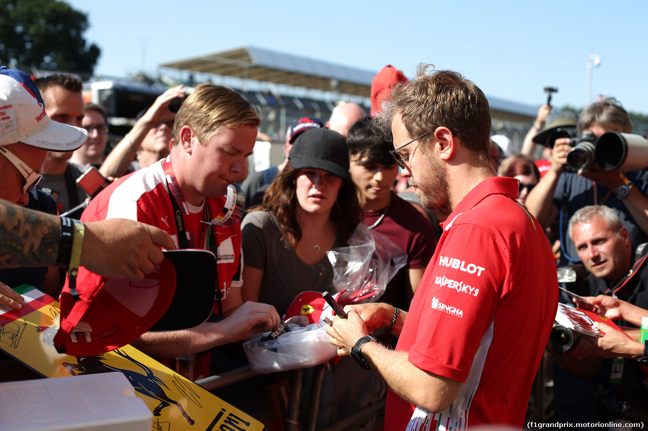 GP GRAN BRETAGNA, 05.07.2018- Autograph Session, Sebastian Vettel (GER) Ferrari SF71H