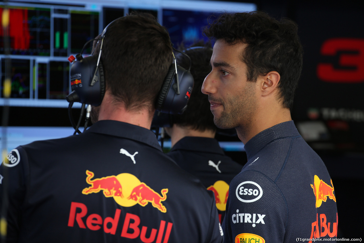 GP GRAN BRETAGNA, 07.07.2018- Free practice 3, Daniel Ricciardo (AUS) Red Bull Racing RB14