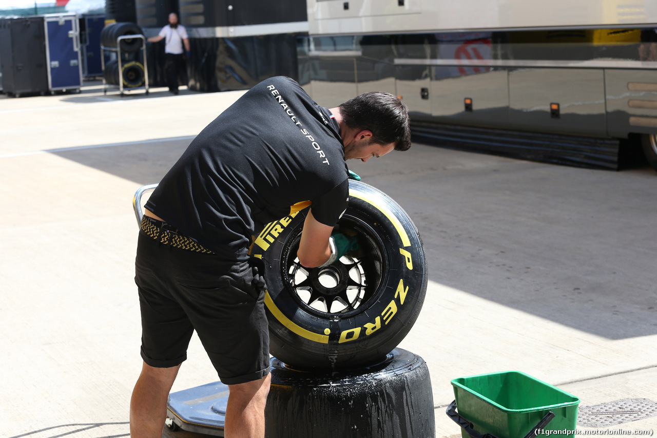 GP GRAN BRETAGNA, 07.07.2018- OZ Wheels e Pirelli Tyres