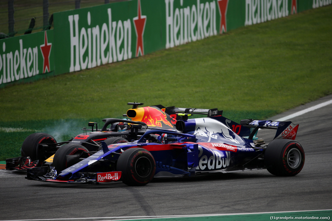 GP ITALIA, 02.09.2018 - Gara, Daniel Ricciardo (AUS) Red Bull Racing RB14 e Pierre Gasly (FRA) Scuderia Toro Rosso STR13