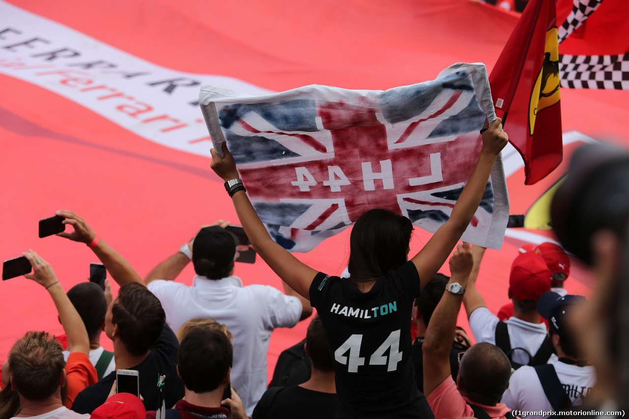 GP ITALIA, 02.09.2018 - Gara, Fans after the race