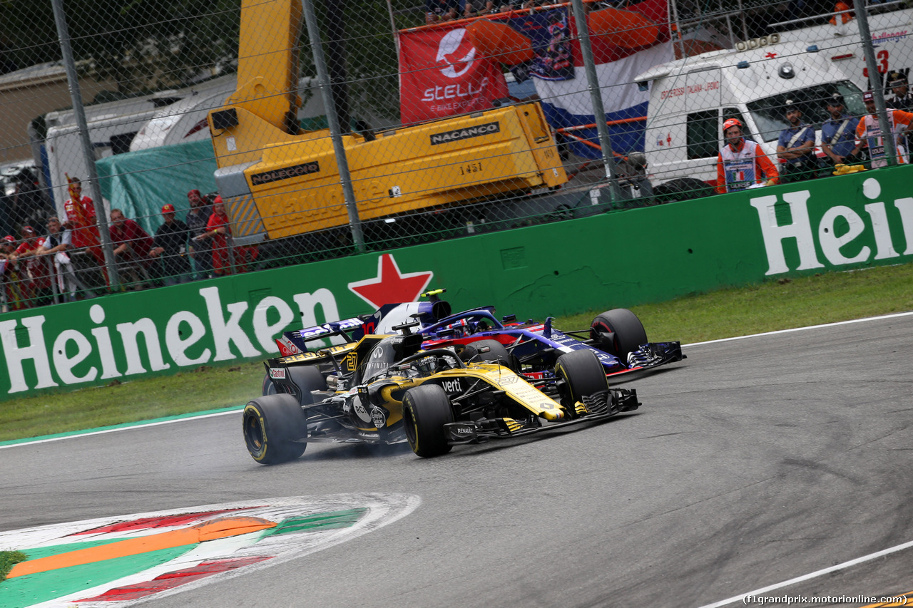 GP ITALIA, 02.09.2018 - Gara, Nico Hulkenberg (GER) Renault Sport F1 Team RS18 e Pierre Gasly (FRA) Scuderia Toro Rosso STR13