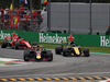 GP ITALIA, 02.09.2018 - Gara, Daniel Ricciardo (AUS) Red Bull Racing RB14 e Nico Hulkenberg (GER) Renault Sport F1 Team RS18