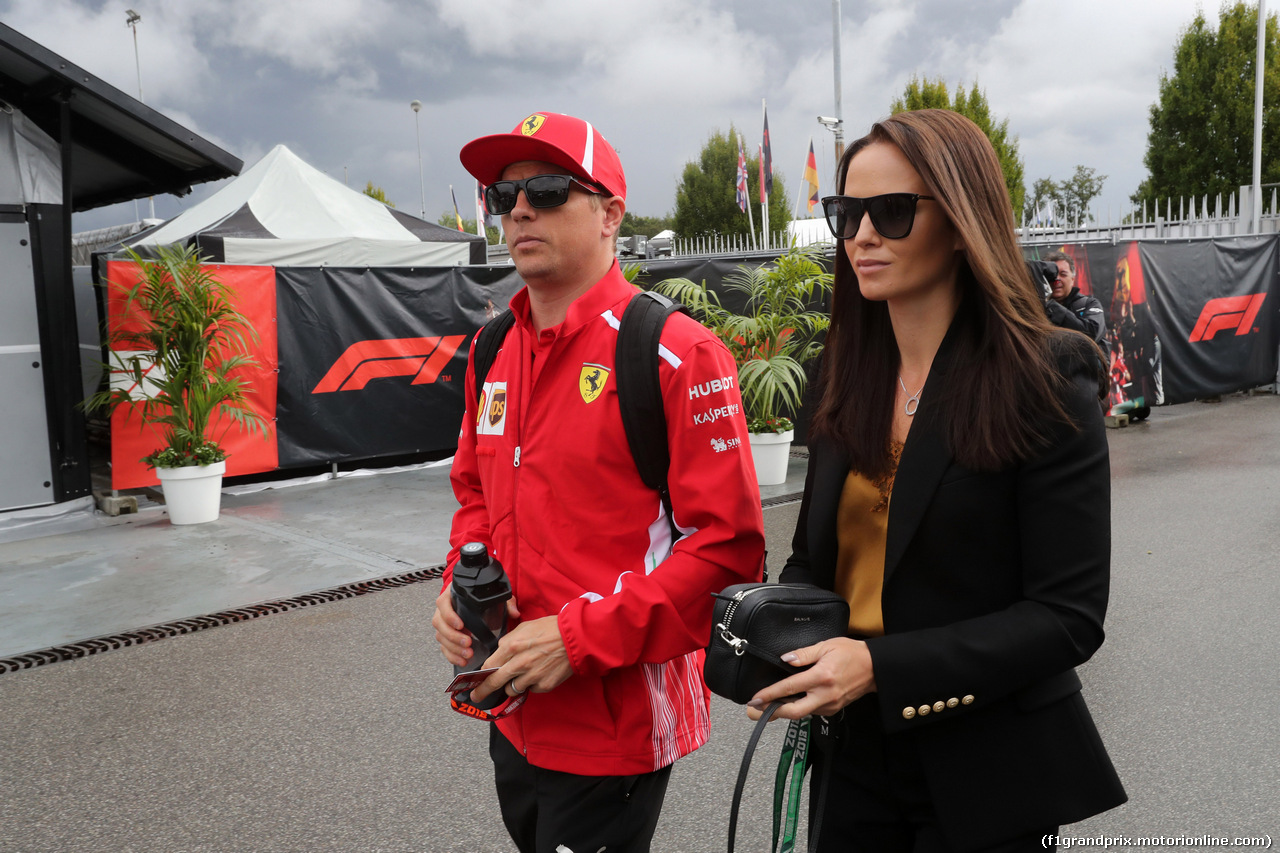 GP ITALIA, 01.09.2018 - Kimi Raikkonen (FIN) Ferrari SF71H e sua moglie Minttu Raikkonen