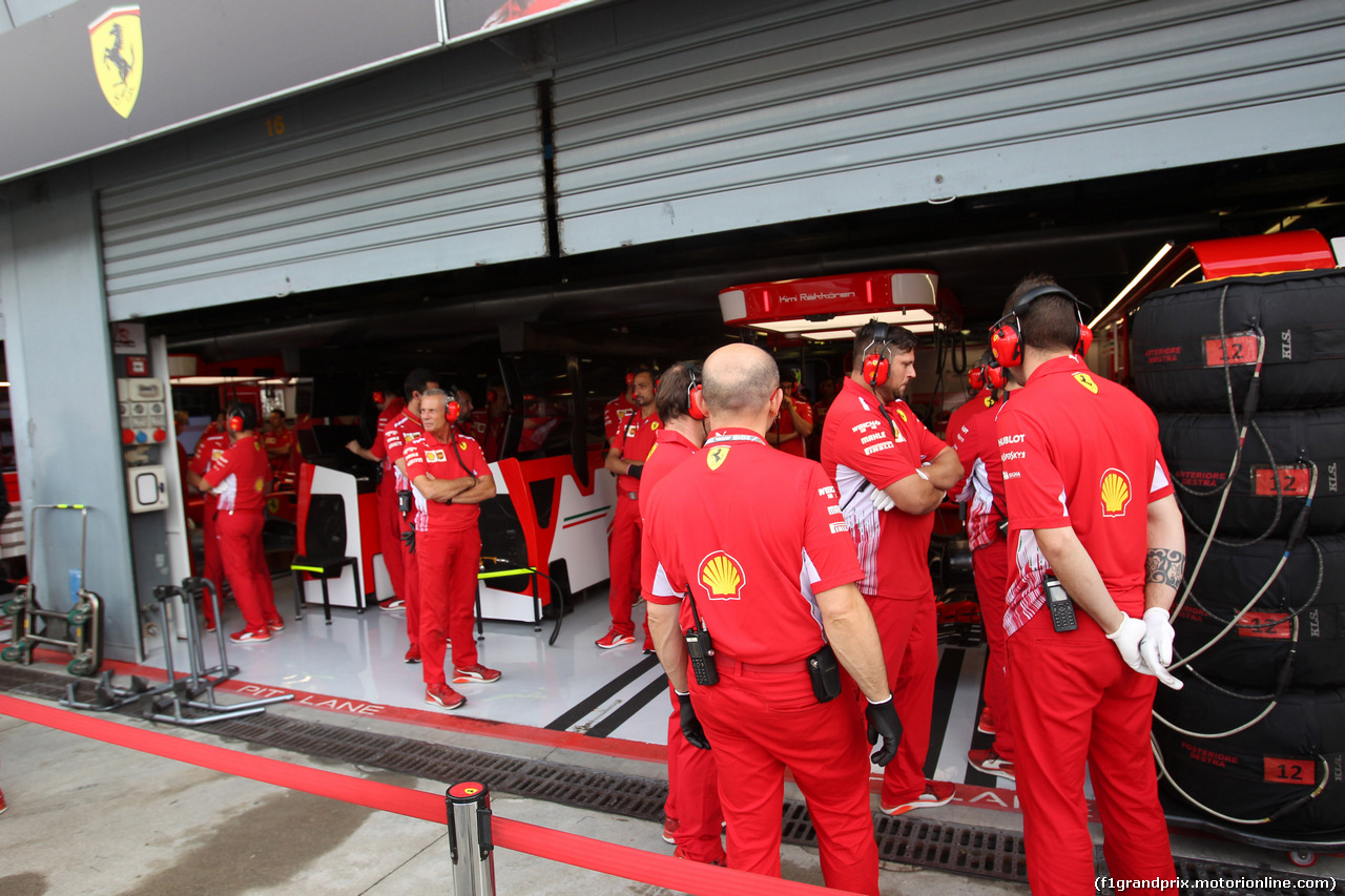 GP ITALIA, 01.09.2018 - Prove Libere 3, Ferrari garage