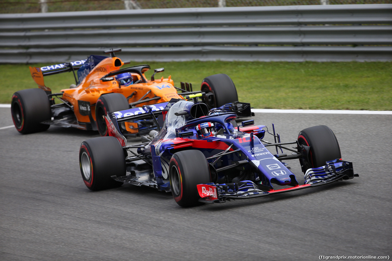 GP ITALIA, 01.09.2018 - Qualifiche, Pierre Gasly (FRA) Scuderia Toro Rosso STR13 e Fernando Alonso (ESP) McLaren MCL33