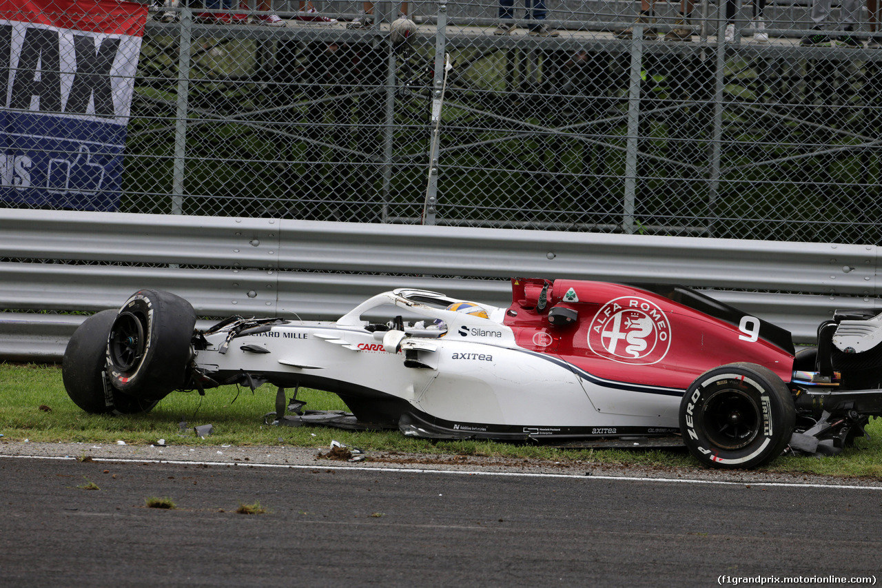 GP ITALIA, 31.08.2018 - Prove Libere 2, Crash, Marcus Ericsson (SUE) Sauber C37