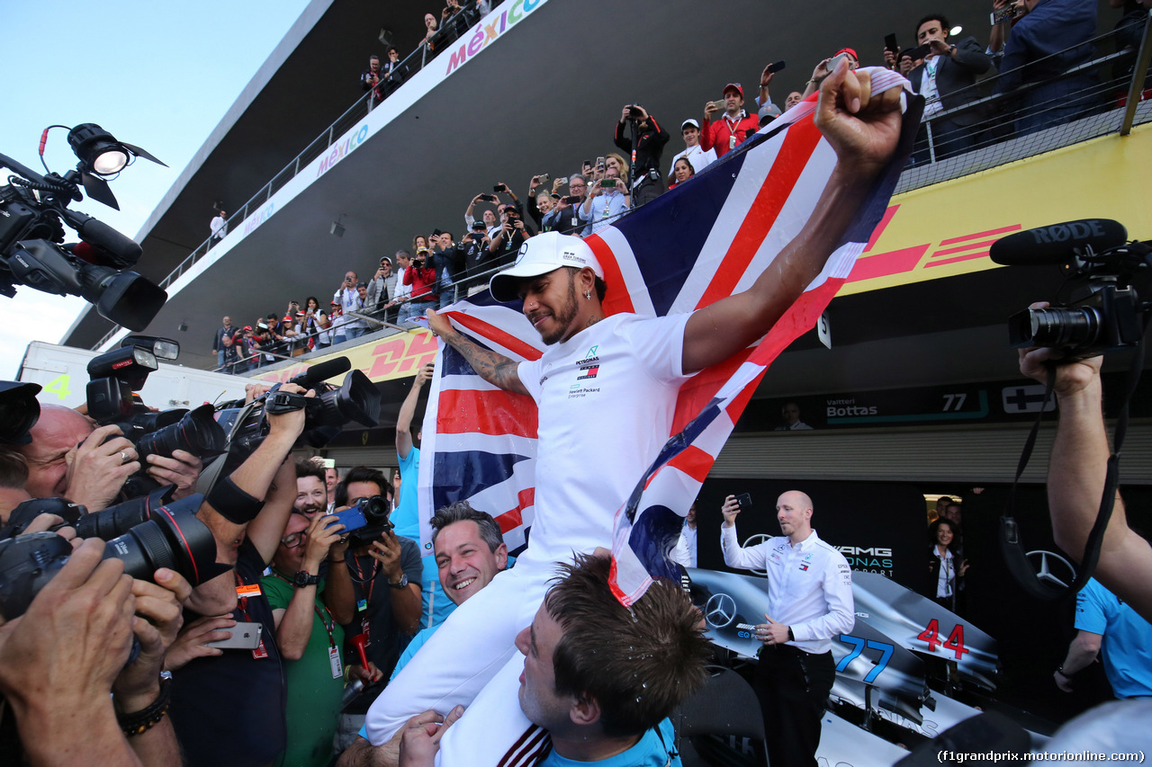 GP MESSICO, 28.10.2018 - Festeggiamenti, Lewis Hamilton (GBR) Mercedes AMG F1 W09, F1 champion 2018