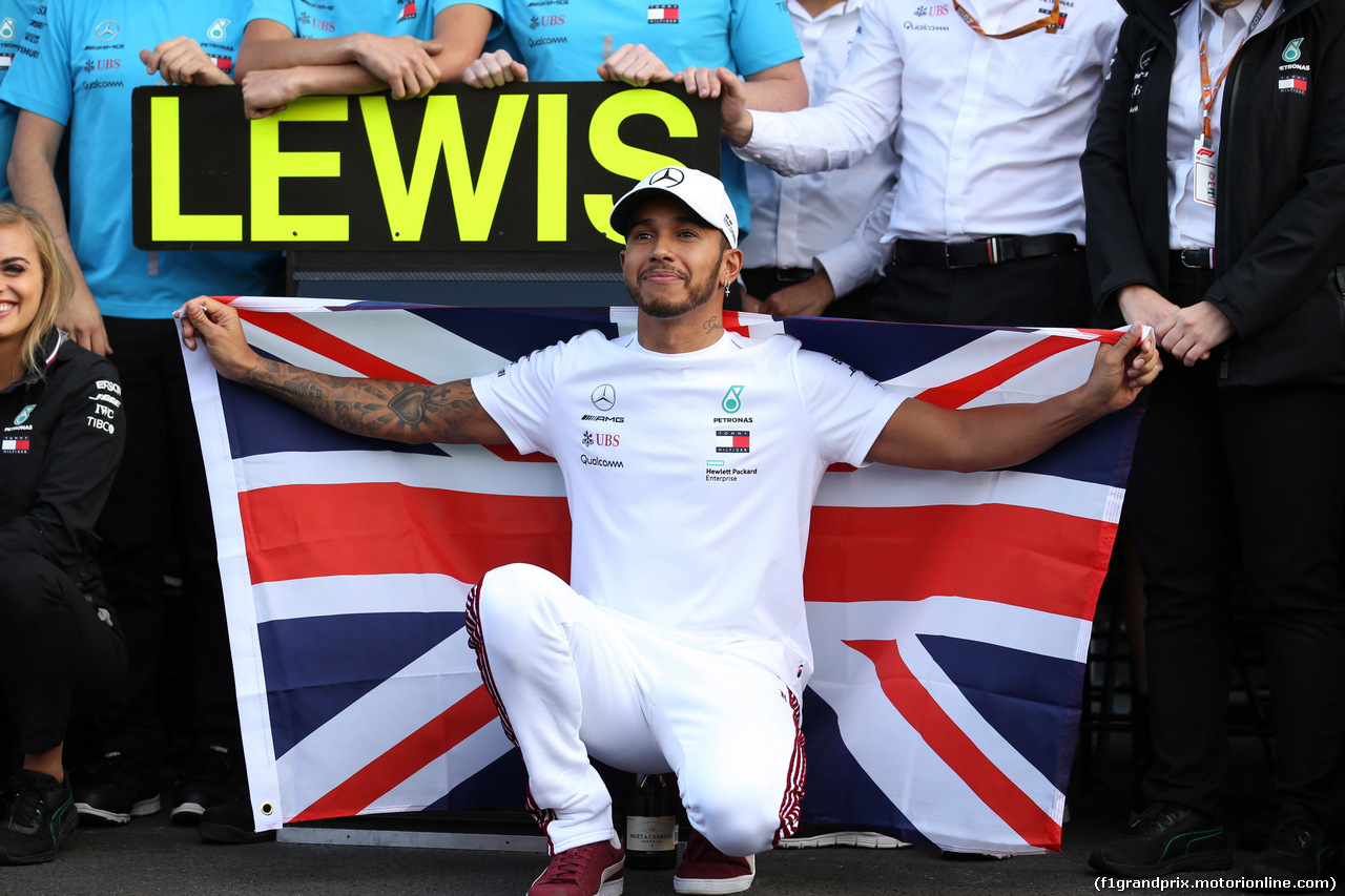 GP MESSICO, 28.10.2018 - Festeggiamenti, Lewis Hamilton (GBR) Mercedes AMG F1 W09, F1 champion 2018