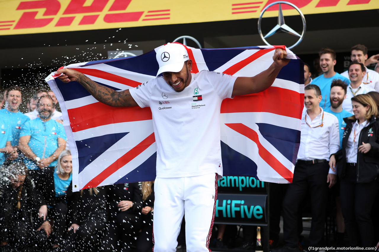 GP MESSICO, 28.10.2018 - Festeggiamenti, Lewis Hamilton (GBR) Mercedes AMG F1 W09, F1 champion 2018