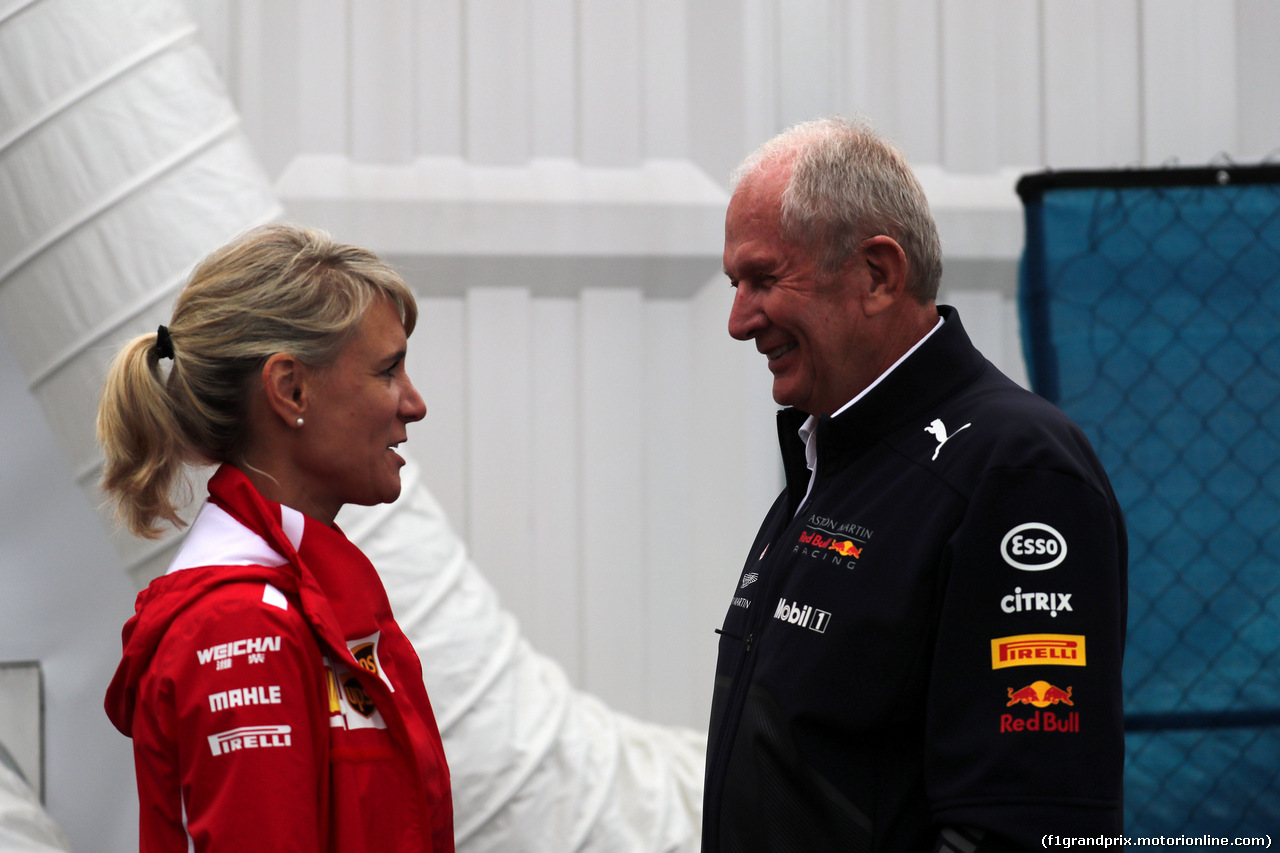 GP MESSICO, 27.10.2018 - Prove Libere 3, Britta Roeske (AUT) Ferrari Press Officer e Helmut Marko (AUT), Red Bull Racing, Red Bull Advisor