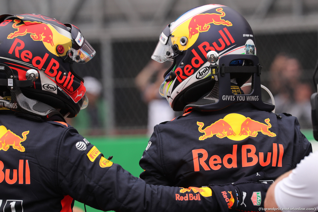 GP MESSICO, 27.10.2018 - Qualifiche, 2nd place Max Verstappen (NED) Red Bull Racing RB14 e Daniel Ricciardo (AUS) Red Bull Racing RB14 pole position