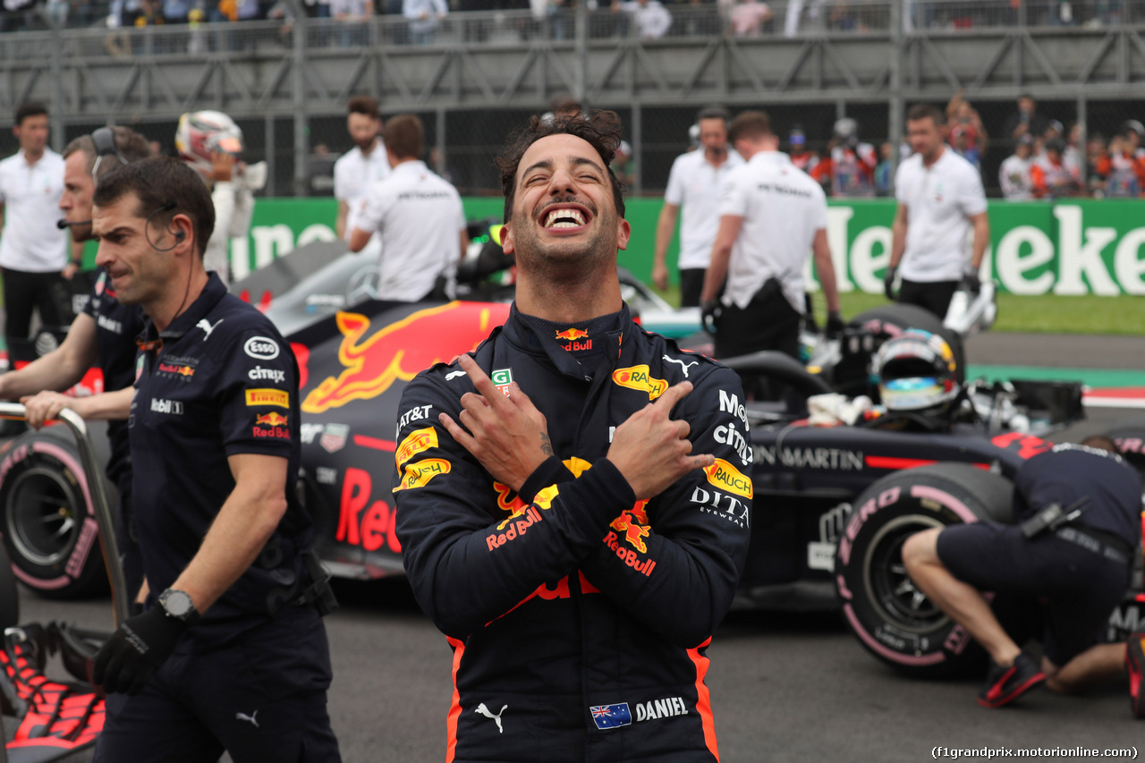 GP MESSICO, 27.10.2018 - Qualifiche, Daniel Ricciardo (AUS) Red Bull Racing RB14 pole position