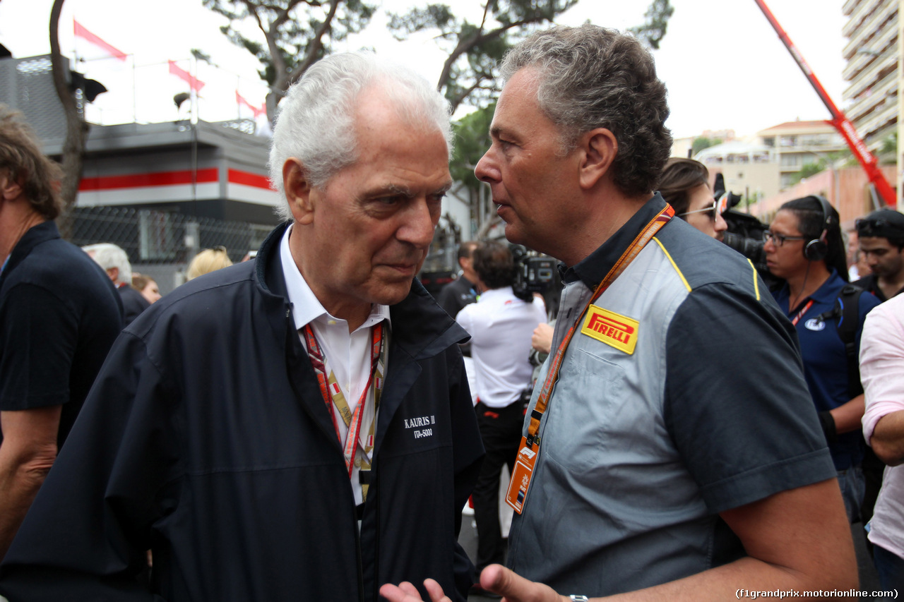 GP MONACO, 27.05.2018 - Gara, Marco Tronchetti Provera (ITA), Pirelli's President e Mario Isola (ITA), Pirelli Racing Manager