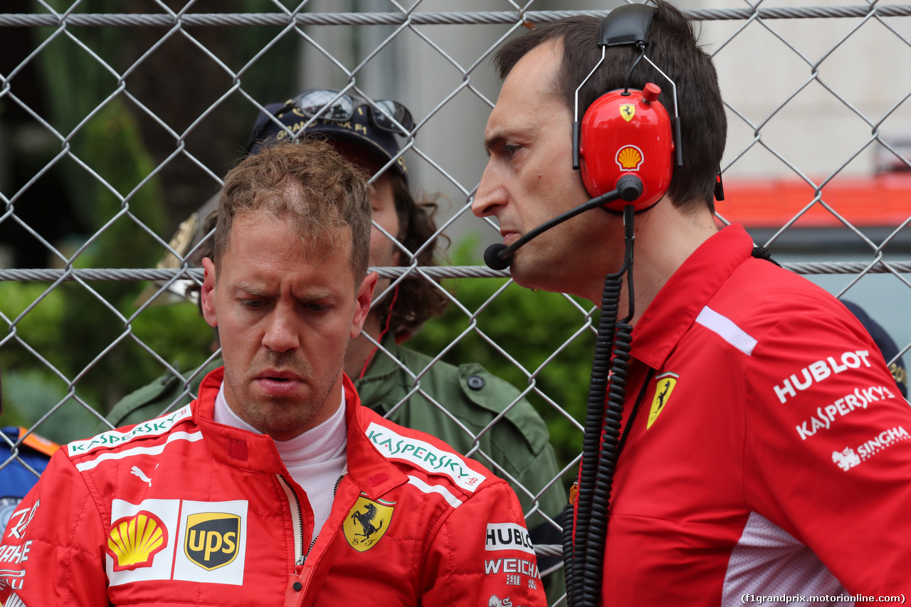 GP MONACO, 27.05.2018 - Gara, Sebastian Vettel (GER) Ferrari SF71H e Riccardo Adami (ITA) Ferrari Gara Engineer
