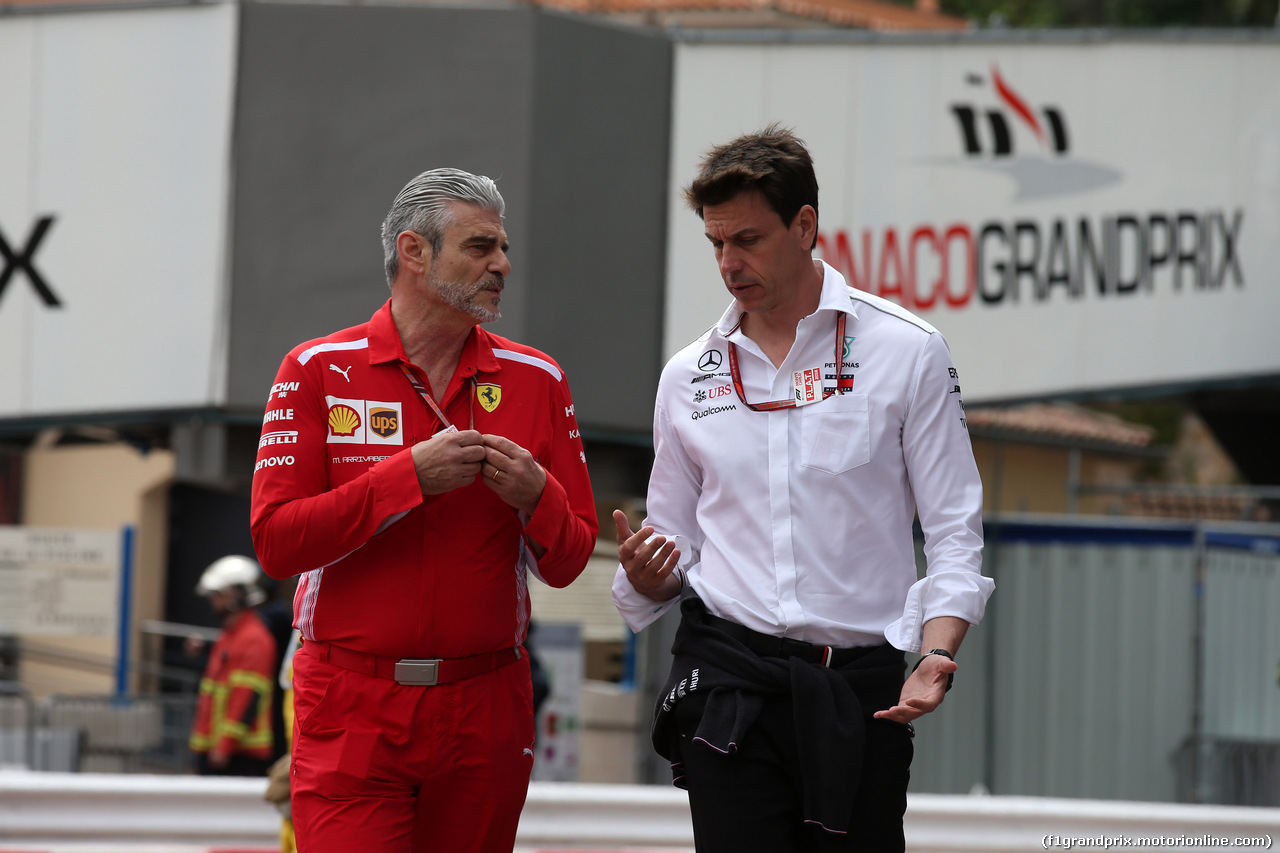 GP MONACO, 23.05.2018 - Prove Libere 1, Maurizio Arrivabene (ITA) Ferrari Team Principal e Toto Wolff (GER) Mercedes AMG F1 Shareholder e Executive Director