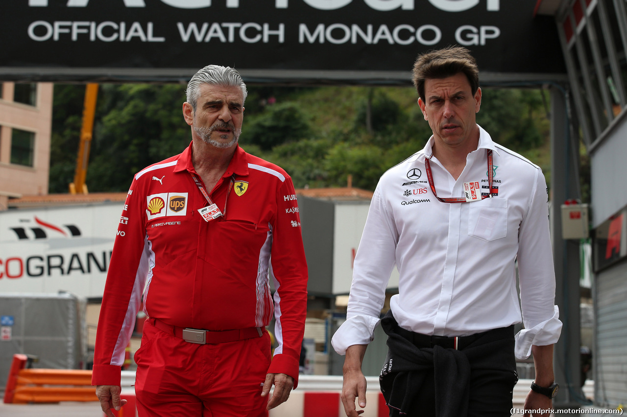 GP MONACO, 23.05.2018 - Prove Libere 1, Maurizio Arrivabene (ITA) Ferrari Team Principal e Toto Wolff (GER) Mercedes AMG F1 Shareholder e Executive Director