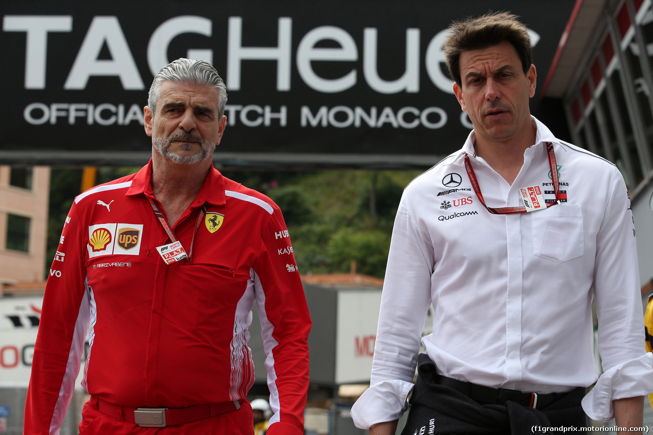 GP MONACO, 23.05.2018 - Prove Libere 1, Maurizio Arrivabene (ITA) Ferrari Team Principal e Toto Wolff (GER) Mercedes AMG F1 Shareholder e Executive Director