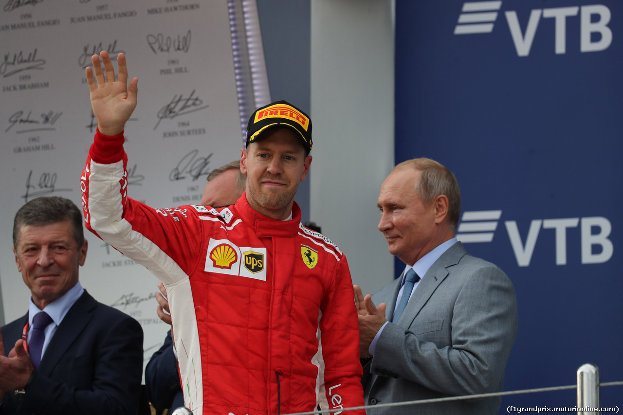 GP RUSSIA, 30.09.2018 - Gara, Dmitry Kozak (RUS) Russian Deputy Prime Minister, 3rd place Sebastian Vettel (GER) Ferrari SF71H  e Vladimir Putin (RUS) Russian President.