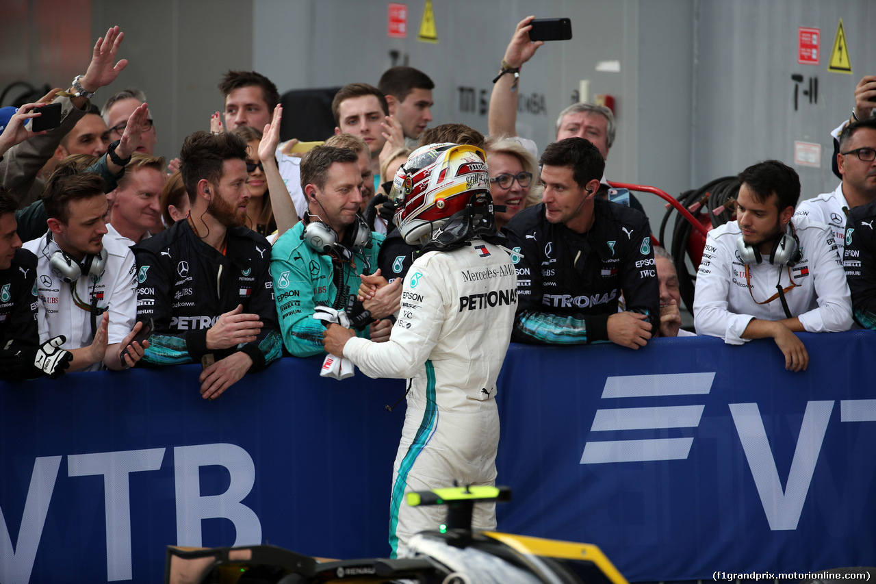 GP RUSSIA, 30.09.2018 - Gara, Lewis Hamilton (GBR) Mercedes AMG F1 W09 vincitore