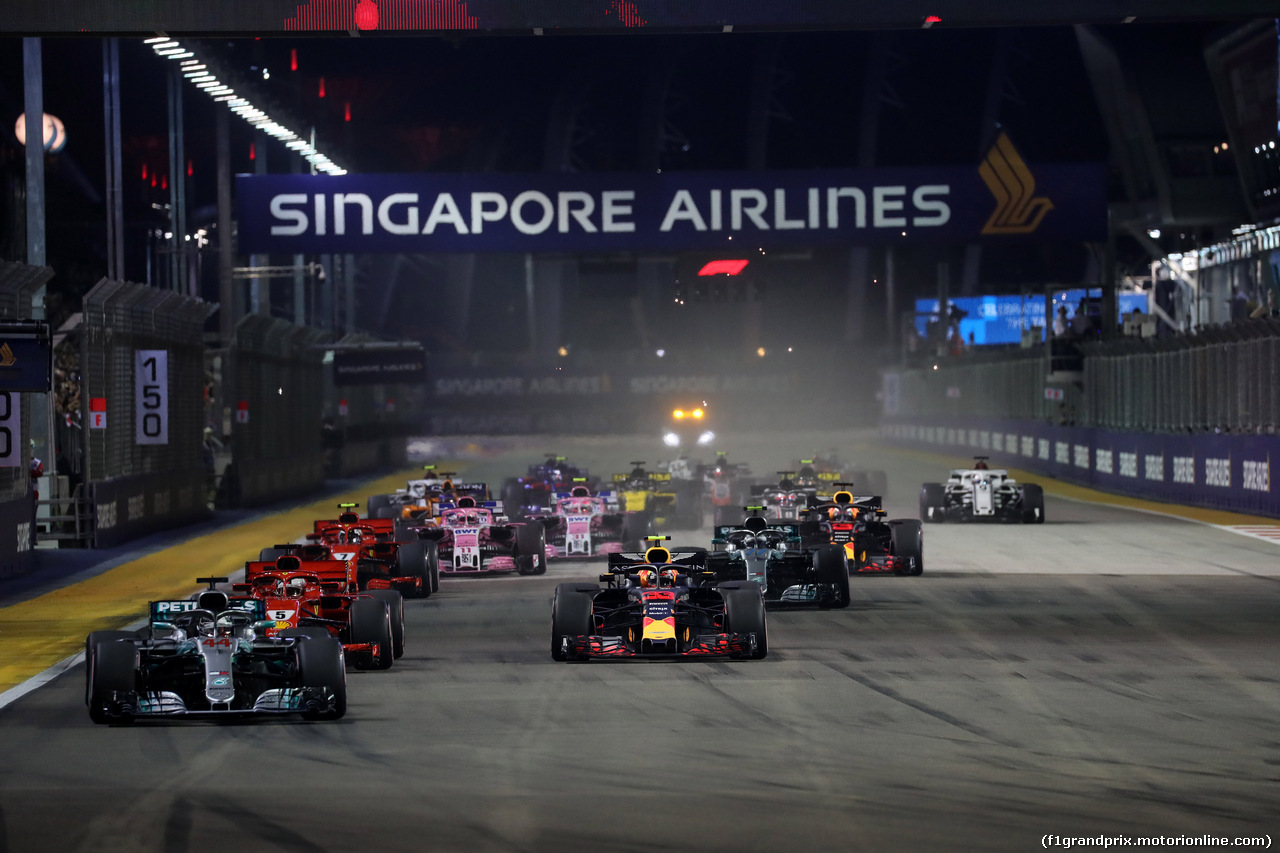 GP SINGAPORE, 16.09.2018 - Gara, Start of the race