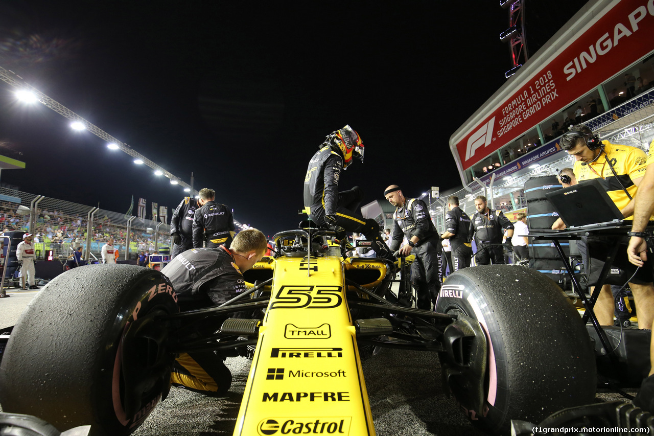 GP SINGAPORE, 16.09.2018 - Gara, Carlos Sainz Jr (ESP) Renault Sport F1 Team RS18