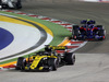 GP SINGAPORE, 16.09.2018 - Gara, Nico Hulkenberg (GER) Renault Sport F1 Team RS18 e Pierre Gasly (FRA) Scuderia Toro Rosso STR13