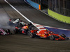 GP SINGAPORE, 16.09.2018 - Gara, Daniel Ricciardo (AUS) Red Bull Racing RB14 e Kimi Raikkonen (FIN) Ferrari SF71H