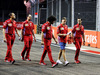 GP SINGAPORE, Sebastian Vettel (GER) Ferrari walks the circuit with the team.
13.09.2018.