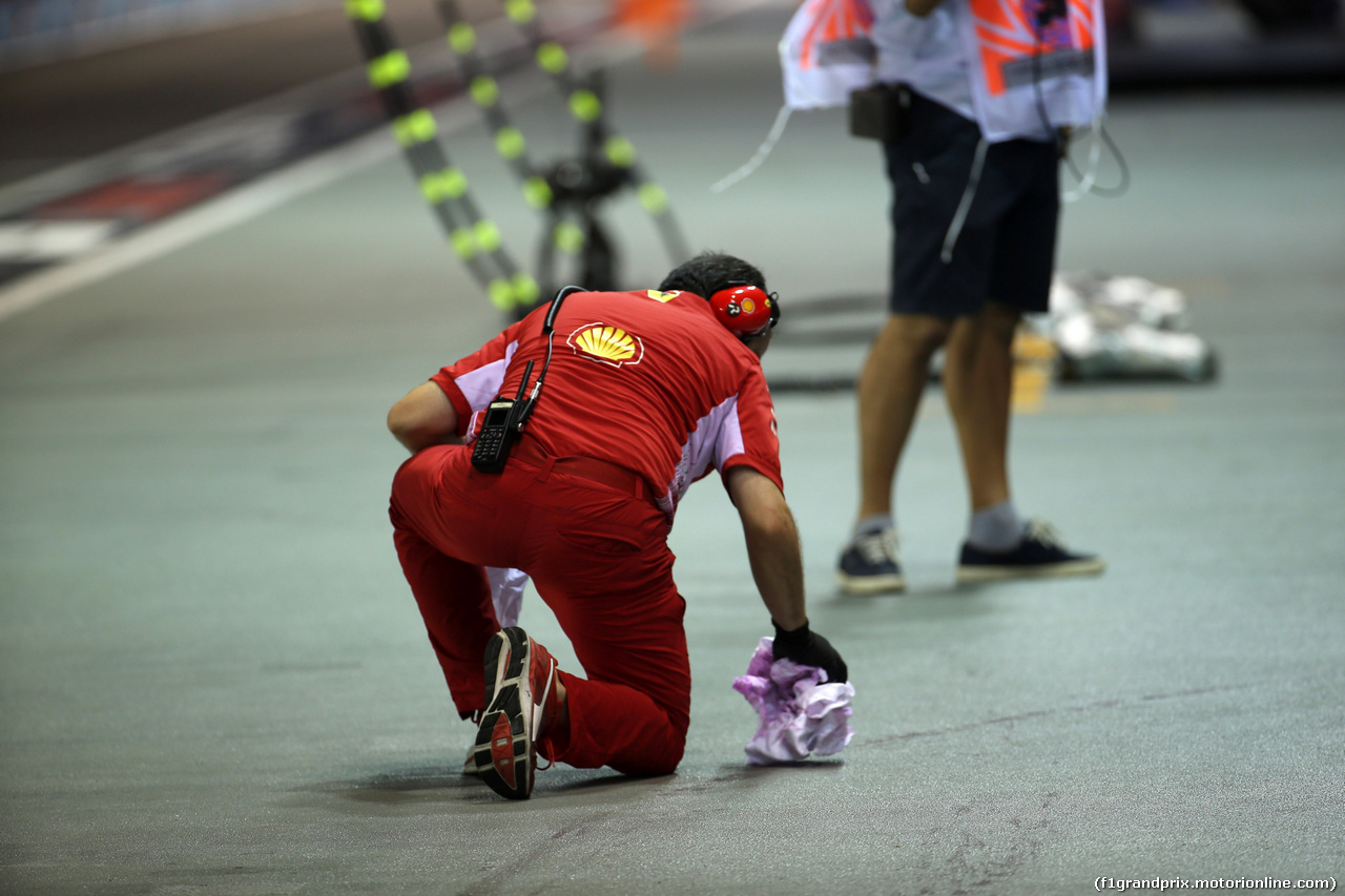 GP SINGAPORE, 14.09.2018 - Prove Libere 2, Mechanic Ferrari