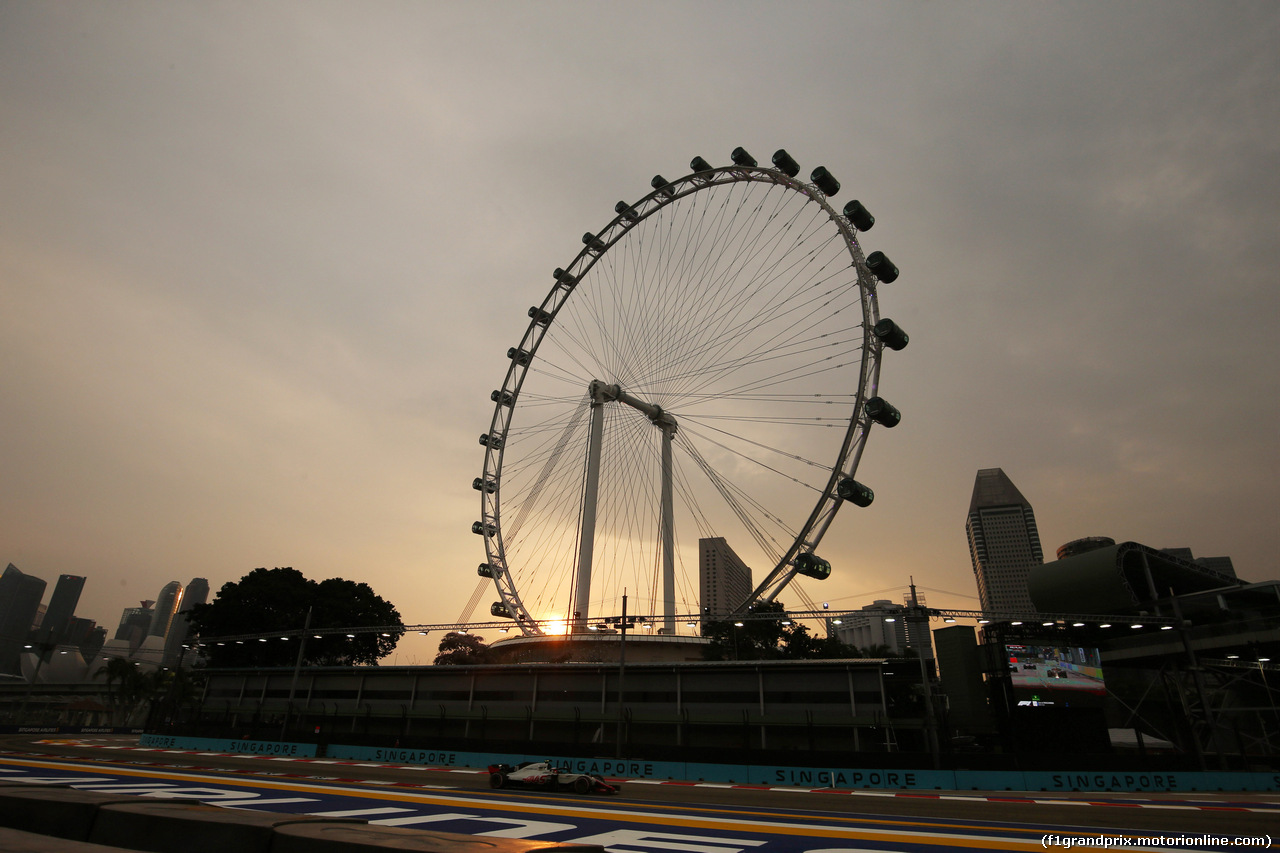 GP SINGAPORE, 15.09.2018 - Prove Libere 3, Kevin Magnussen (DEN) Haas F1 Team VF-18