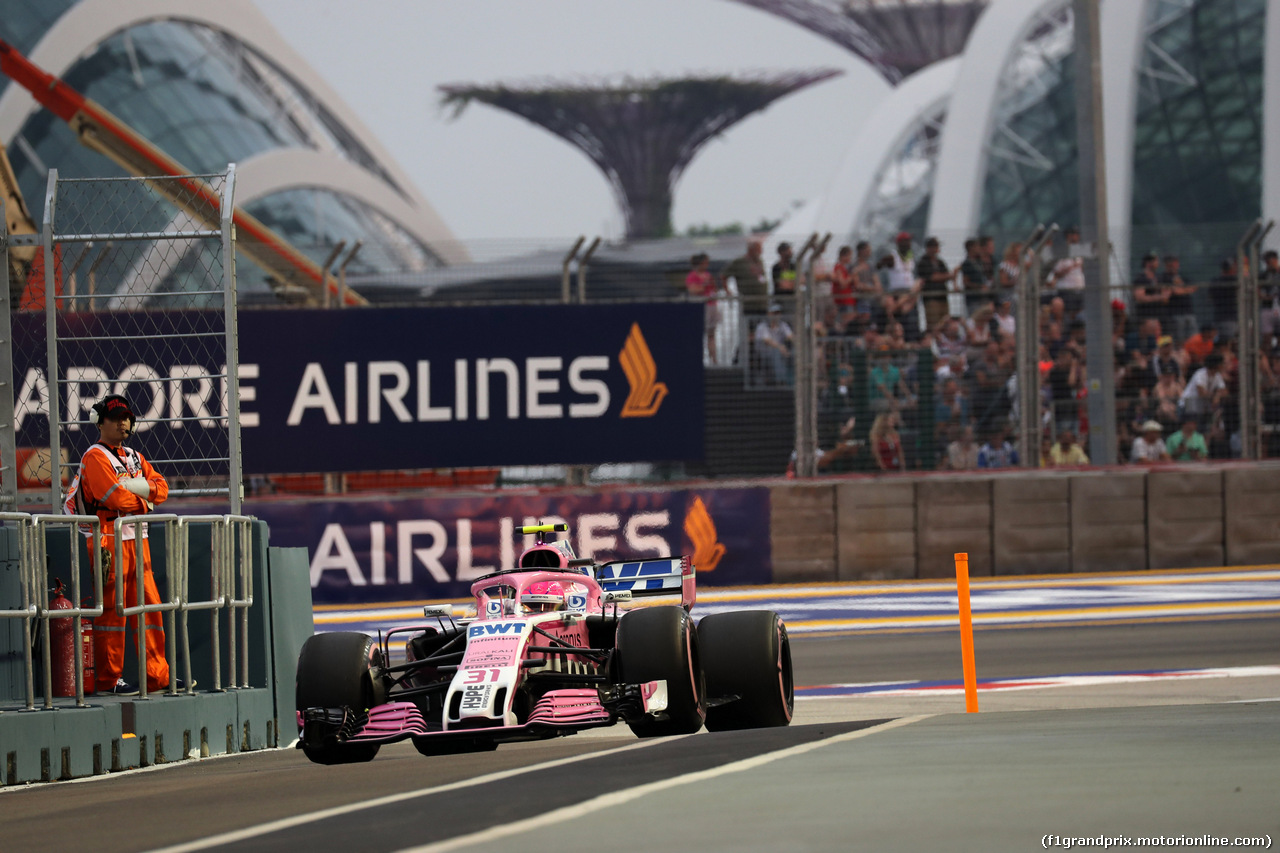 GP SINGAPORE, 15.09.2018 - Prove Libere 3, Esteban Ocon (FRA) Racing Point Force India F1 VJM11