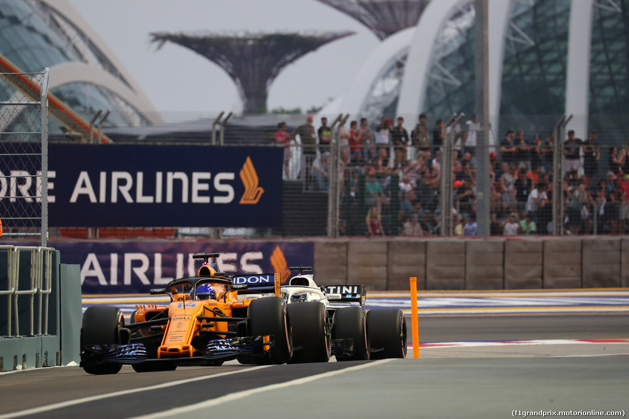 GP SINGAPORE, 15.09.2018 - Prove Libere 3, Fernando Alonso (ESP) McLaren MCL33