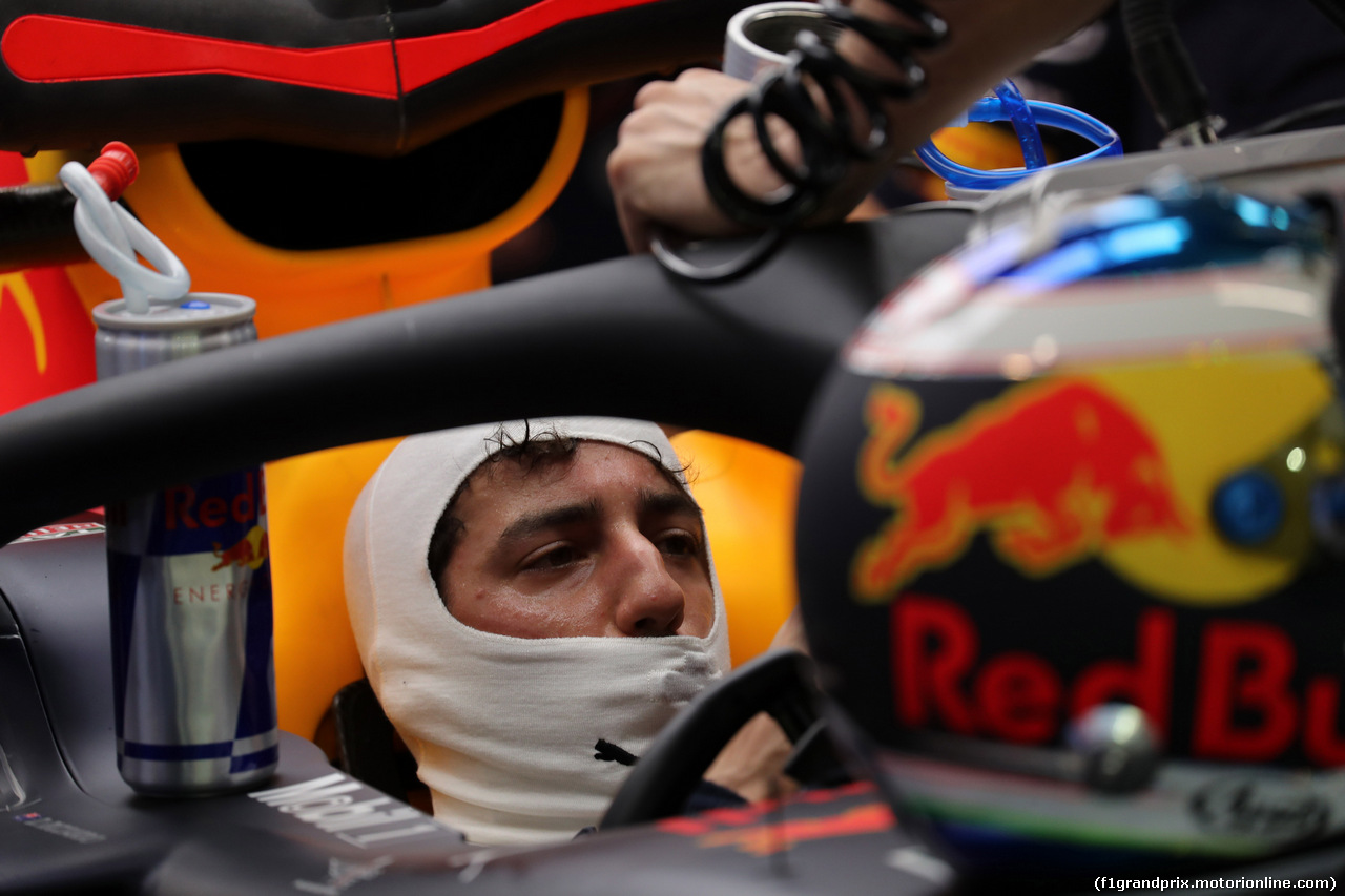 GP SINGAPORE, 15.09.2018 - Prove Libere 3, Daniel Ricciardo (AUS) Red Bull Racing RB14