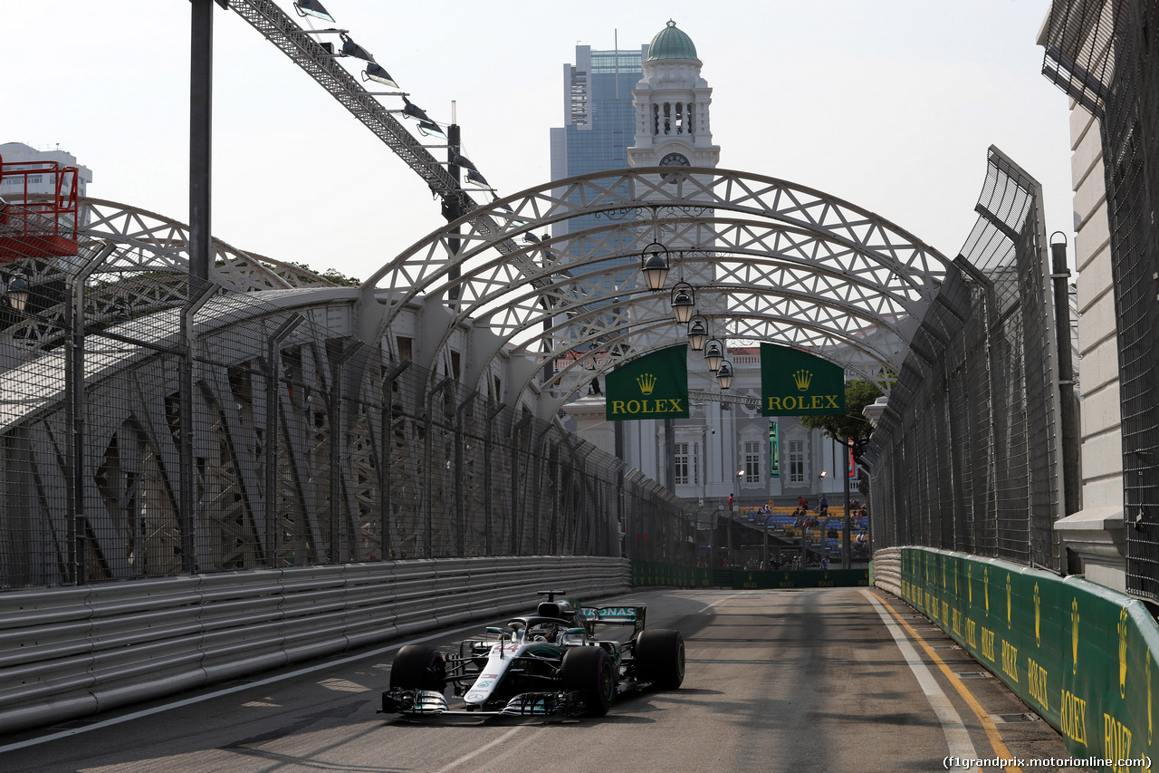 GP SINGAPORE, 14.09.2018 - Prove Libere 1, Lewis Hamilton (GBR) Mercedes AMG F1 W09