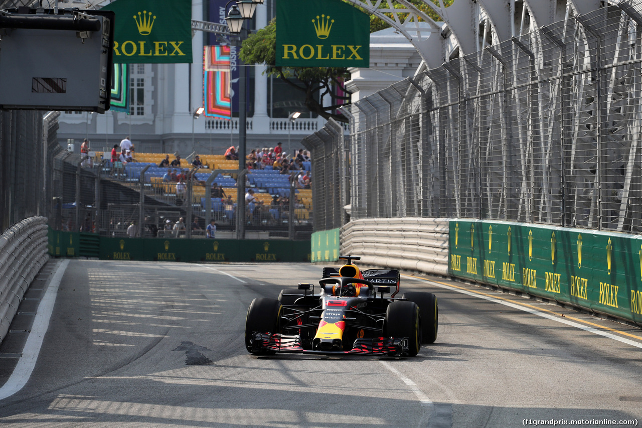 GP SINGAPORE, 14.09.2018 - Prove Libere 1, Daniel Ricciardo (AUS) Red Bull Racing RB14