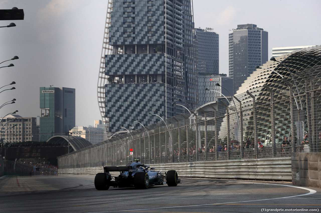 GP SINGAPORE, 14.09.2018 - Prove Libere 1, Valtteri Bottas (FIN) Mercedes AMG F1 W09