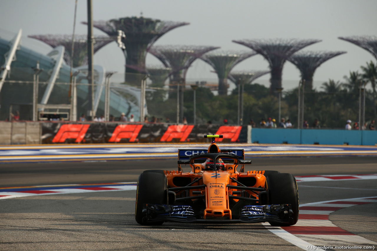 GP SINGAPORE, 14.09.2018 - Prove Libere 1, Stoffel Vandoorne (BEL) McLaren MCL33