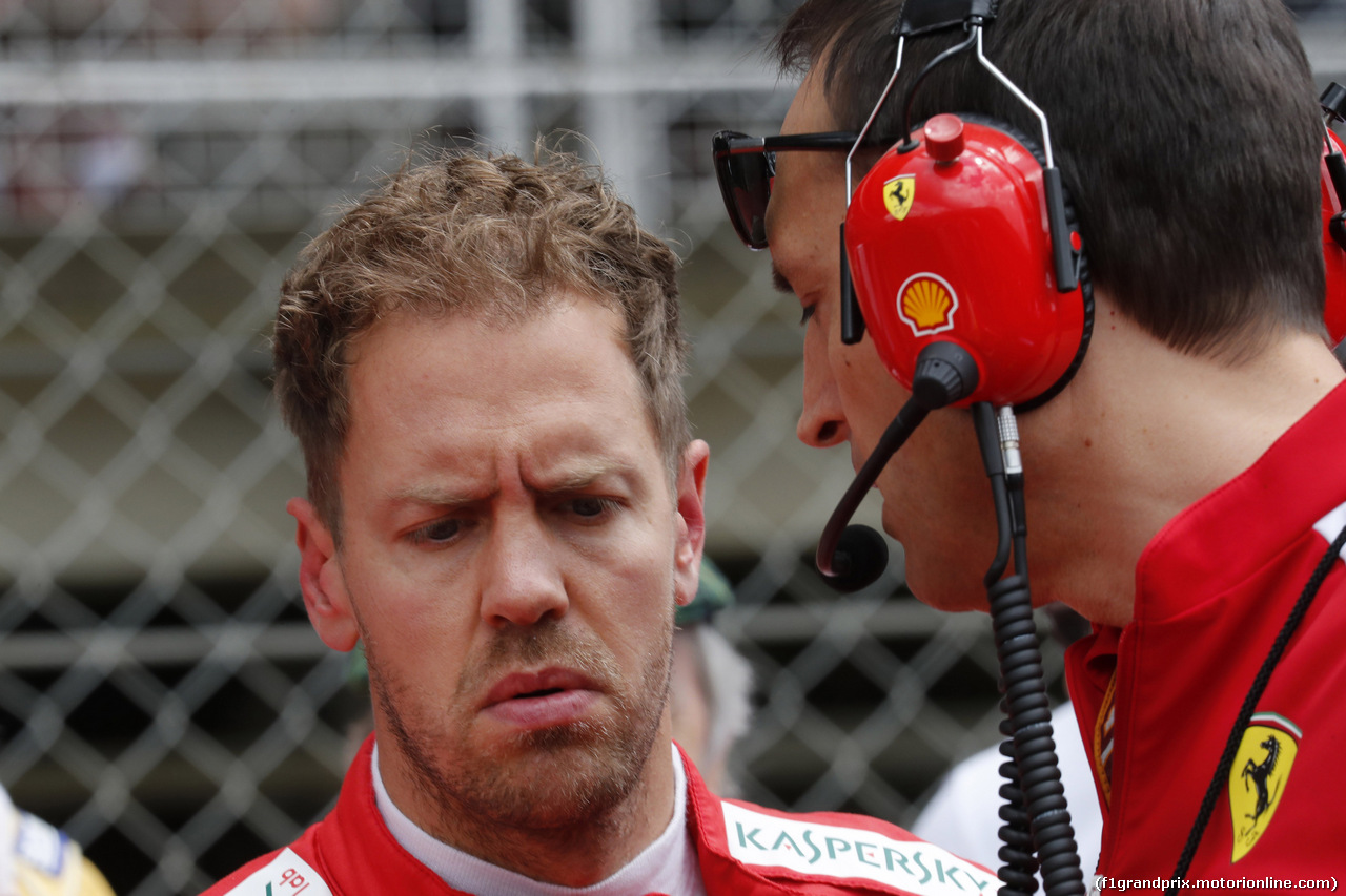 GP SPAGNA, 13.05.2018 - Gara, Sebastian Vettel (GER) Ferrari SF71H e Riccardo Adami (ITA) Ferrari Gara Engineer
