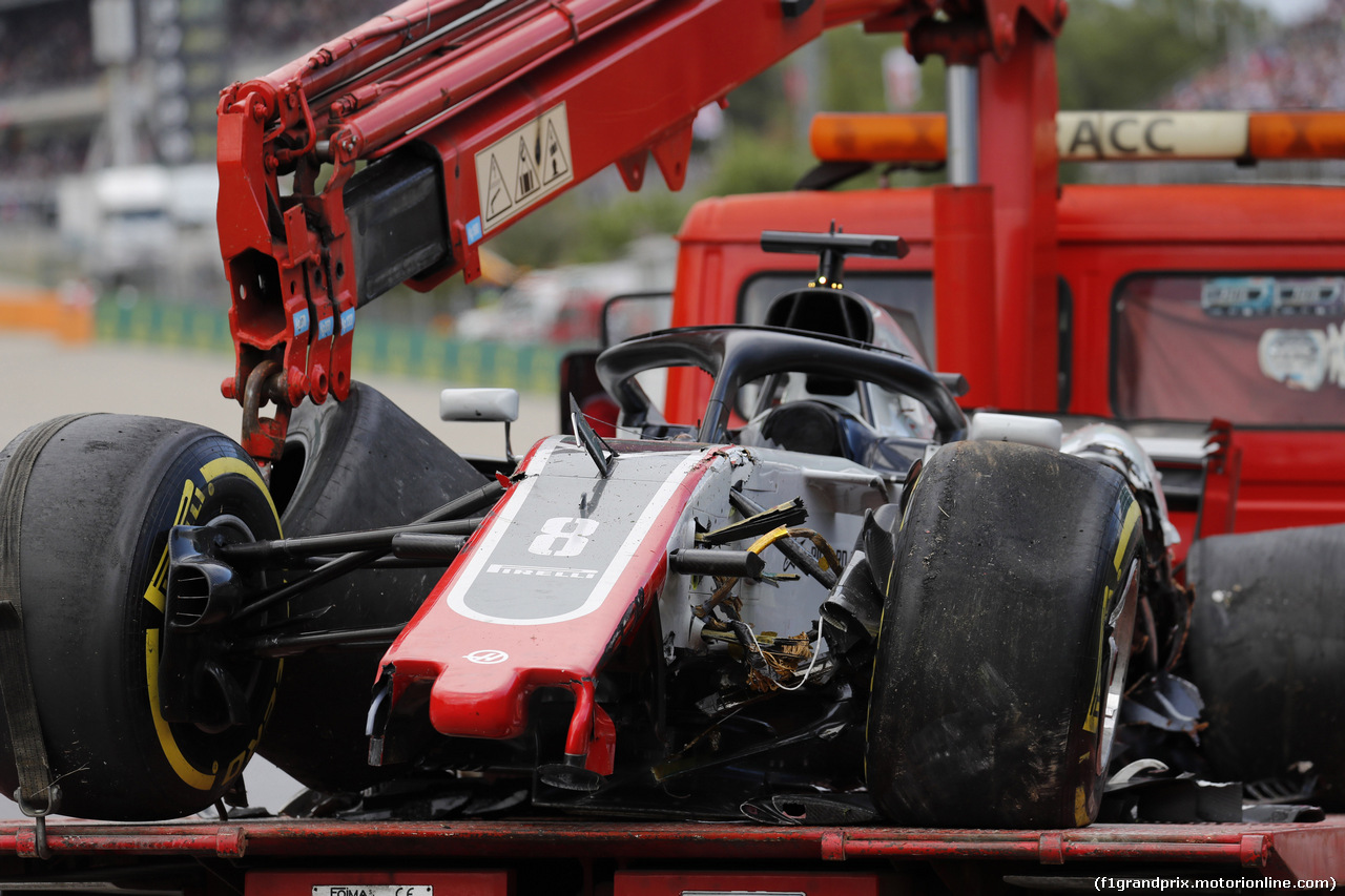 GP SPAGNA, 13.05.2018 - Gara, Crash, Romain Grosjean (FRA) Haas F1 Team VF-18