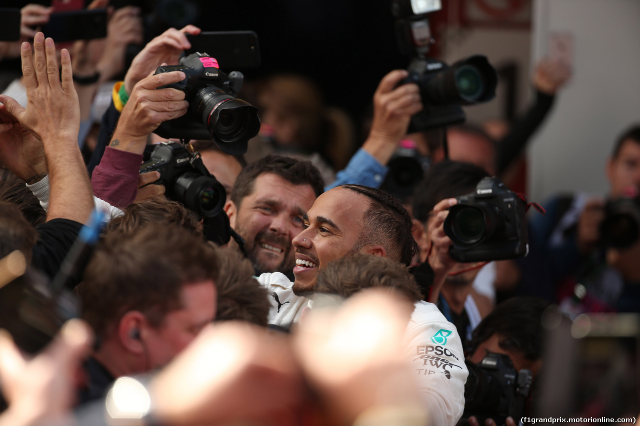 GP SPAGNA, 13.05.2018 - Gara, Lewis Hamilton (GBR) Mercedes AMG F1 W09 vincitore
