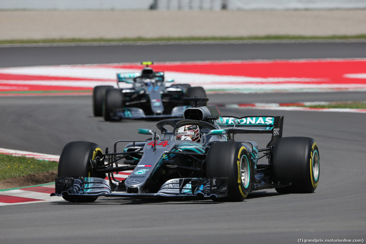 GP SPAGNA, 13.05.2018 - Gara, Lewis Hamilton (GBR) Mercedes AMG F1 W09 e Valtteri Bottas (FIN) Mercedes AMG F1 W09