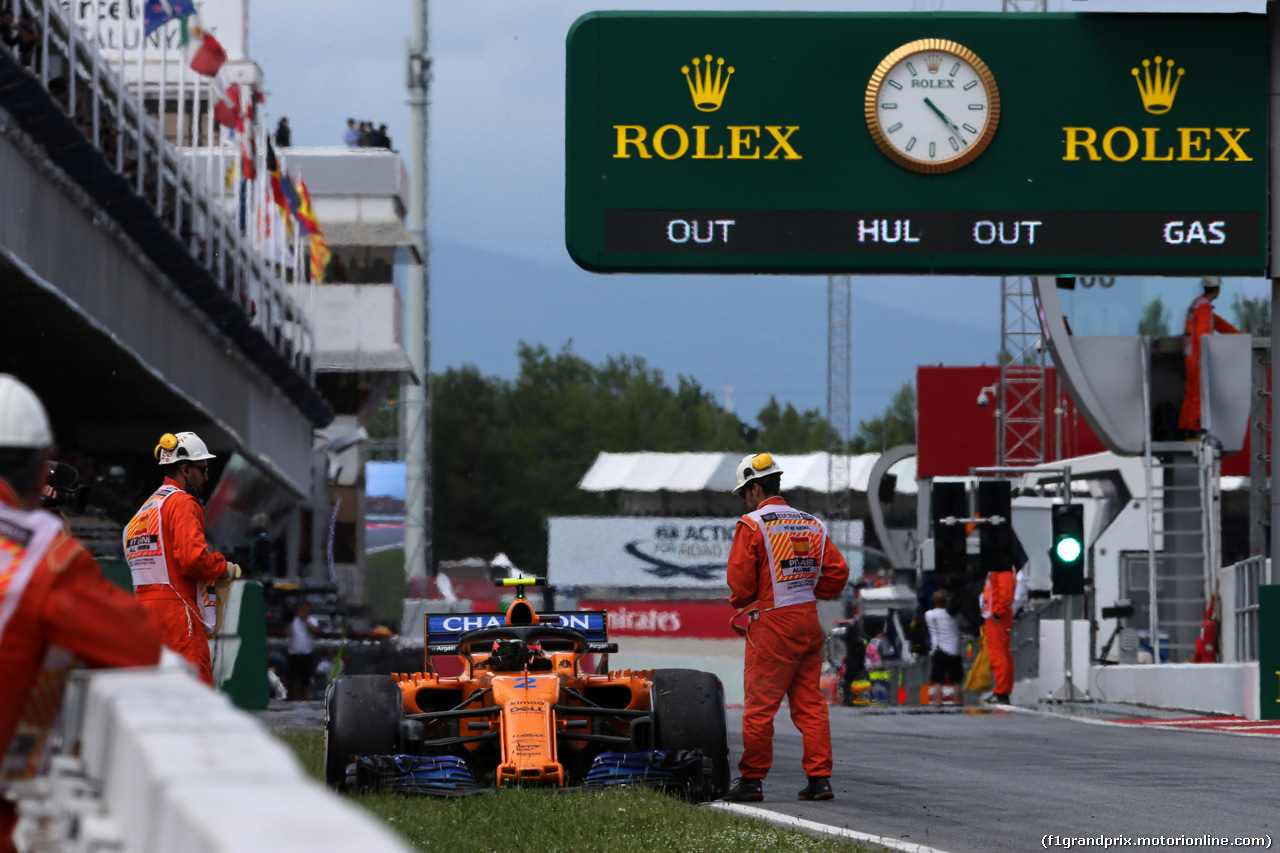 GP SPAGNA, 13.05.2018 - Gara, Stoffel Vandoorne (BEL) McLaren MCL33 retires from the race