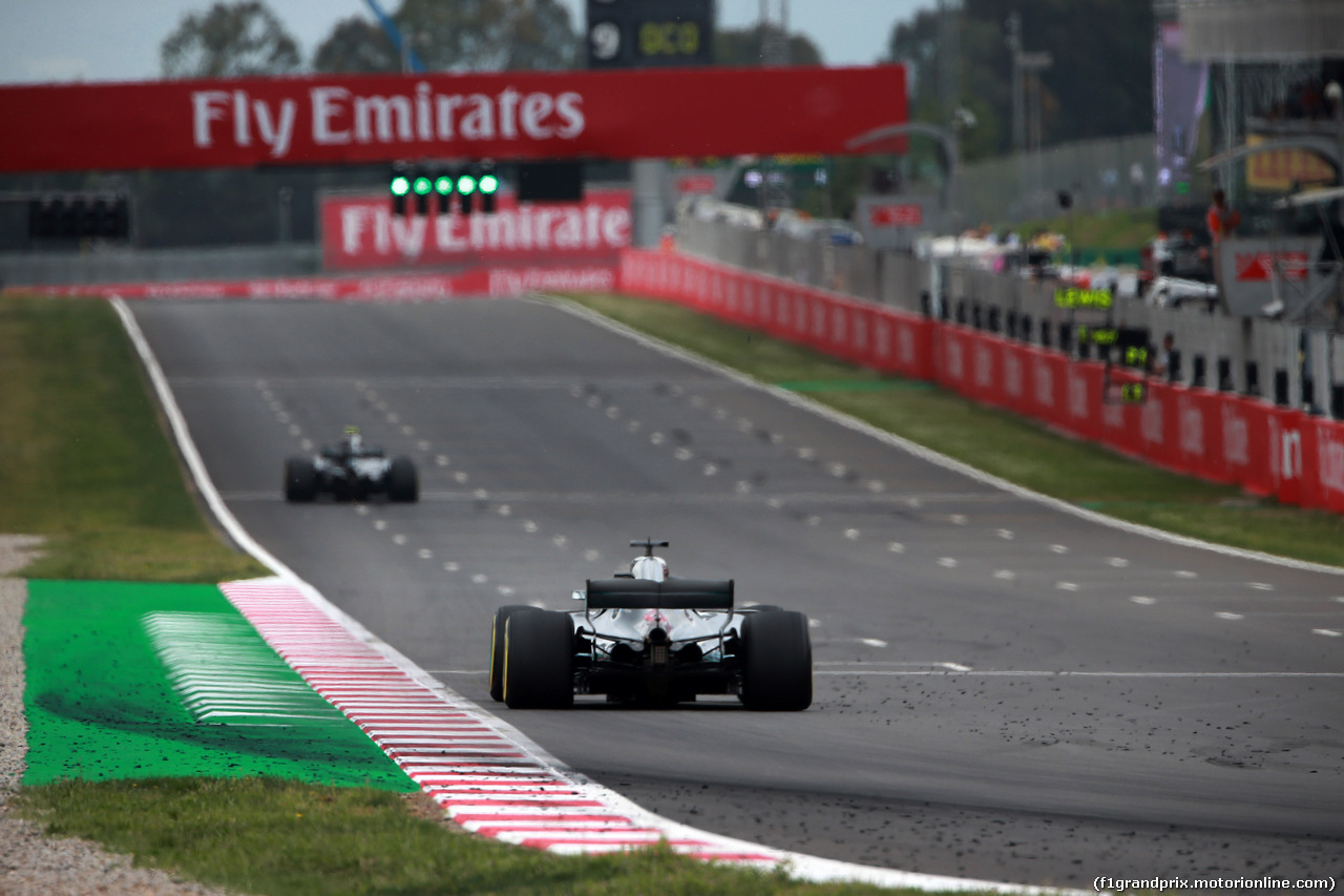 GP SPAGNA, 12.05.2018 - Prove Libere 3, Lewis Hamilton (GBR) Mercedes AMG F1 W09 e Valtteri Bottas (FIN) Mercedes AMG F1 W09