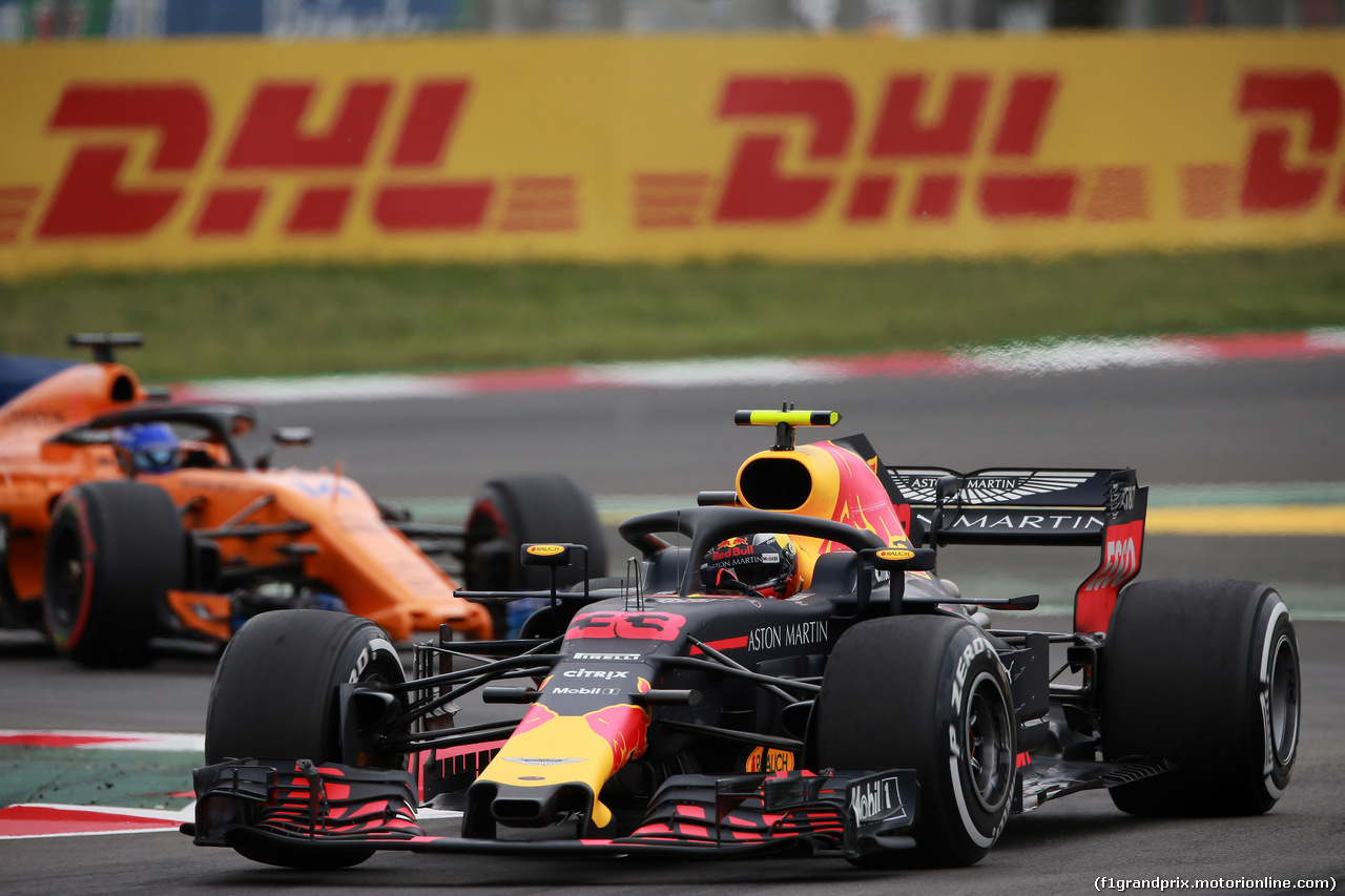 GP SPAGNA, 12.05.2018 - Prove Libere 3, Max Verstappen (NED) Red Bull Racing RB14 e Fernando Alonso (ESP) McLaren MCL33