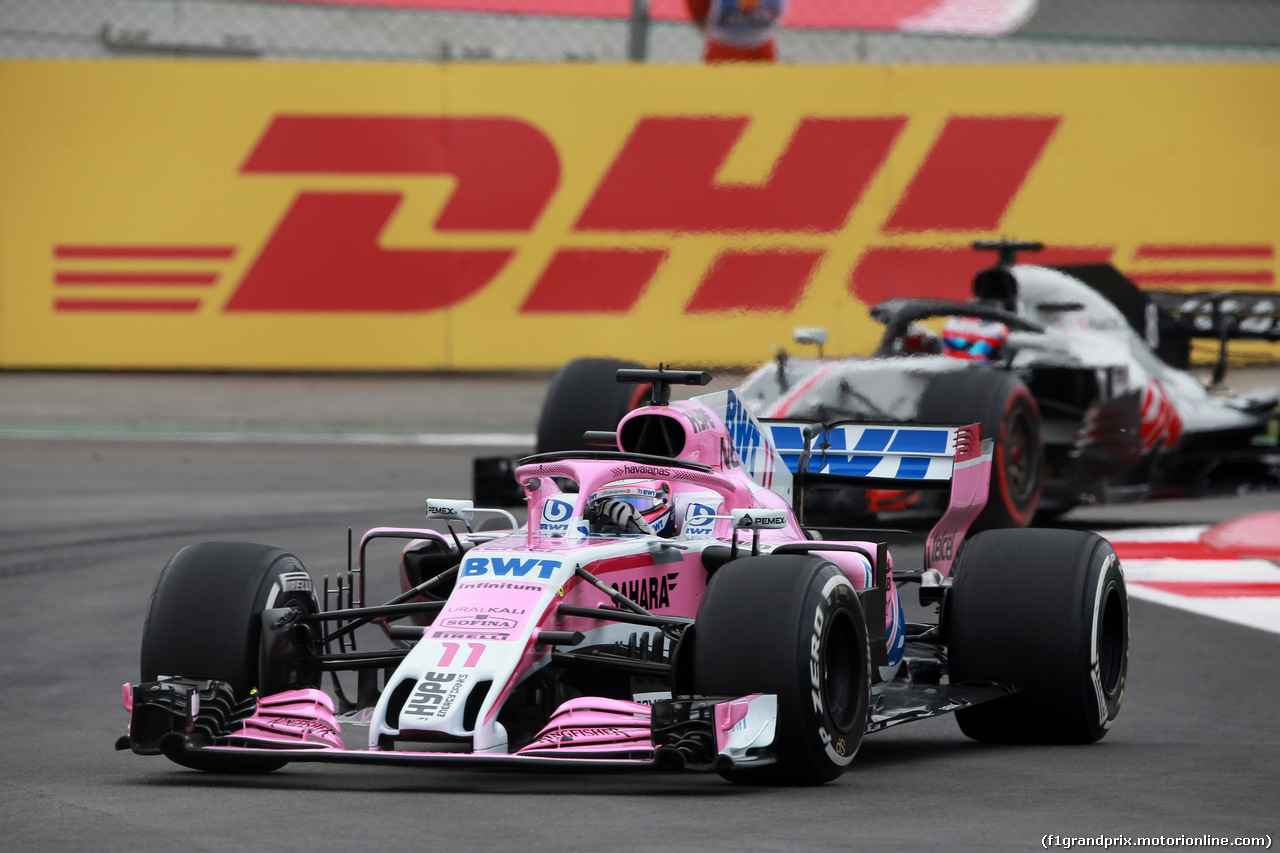 GP SPAGNA, 12.05.2018 - Prove Libere 3, Sergio Perez (MEX) Sahara Force India F1 VJM011 e Romain Grosjean (FRA) Haas F1 Team VF-18