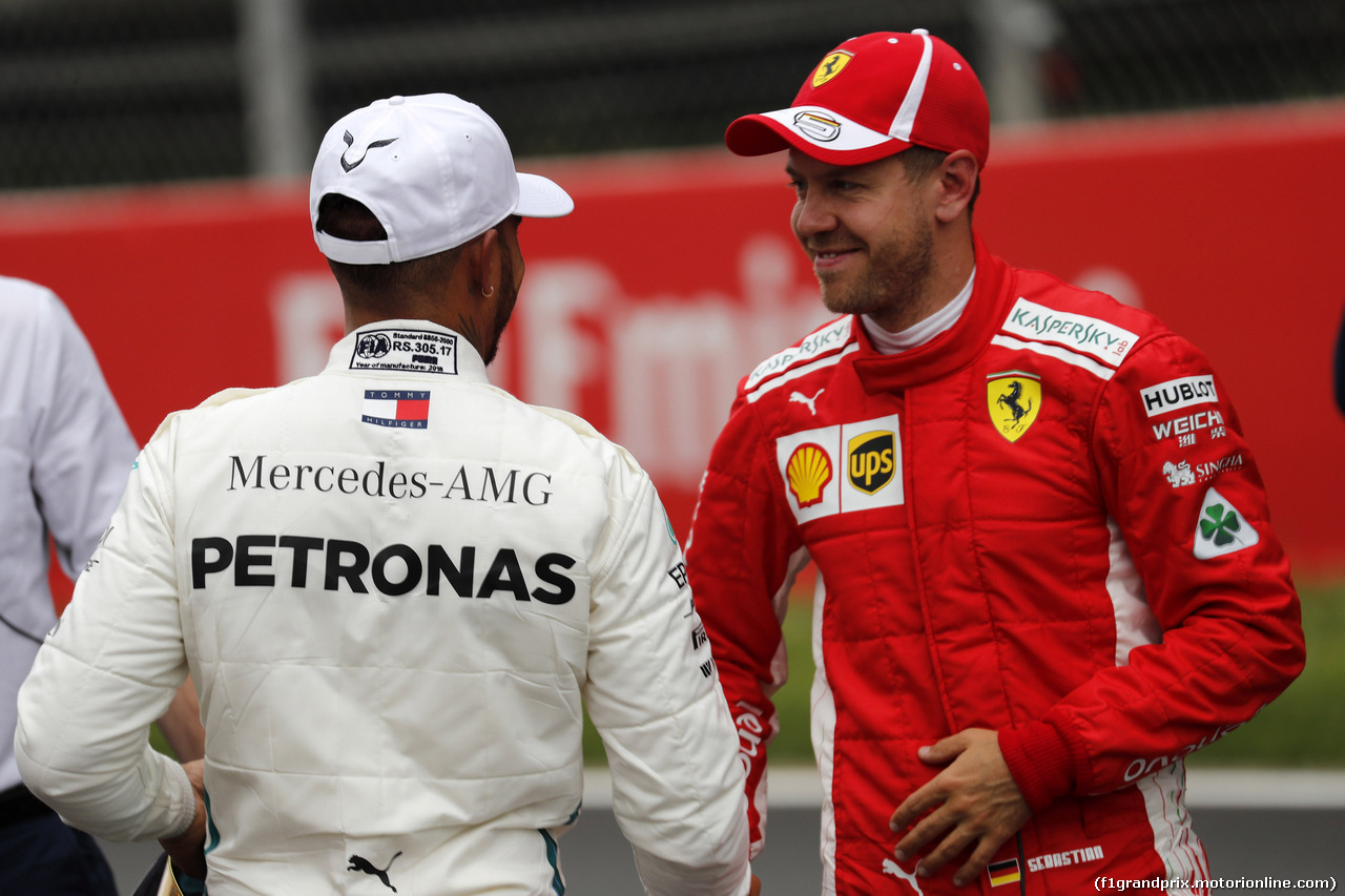 GP SPAGNA, 12.05.2018 - Qualifiche, Lewis Hamilton (GBR) Mercedes AMG F1 W09 pole position e 3rd place Sebastian Vettel (GER) Ferrari SF71H